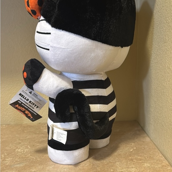 (SOLD) - Picture 2 of 3